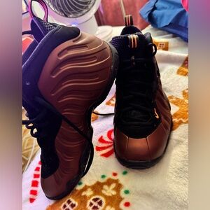 Nike/shoes/nike air foamposite pro/ hyper crimson